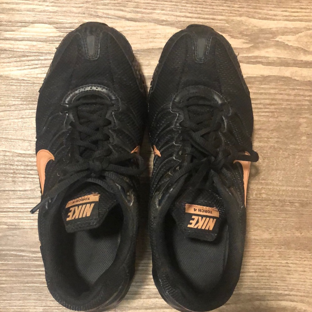 Nike air max torch 4 running shoes